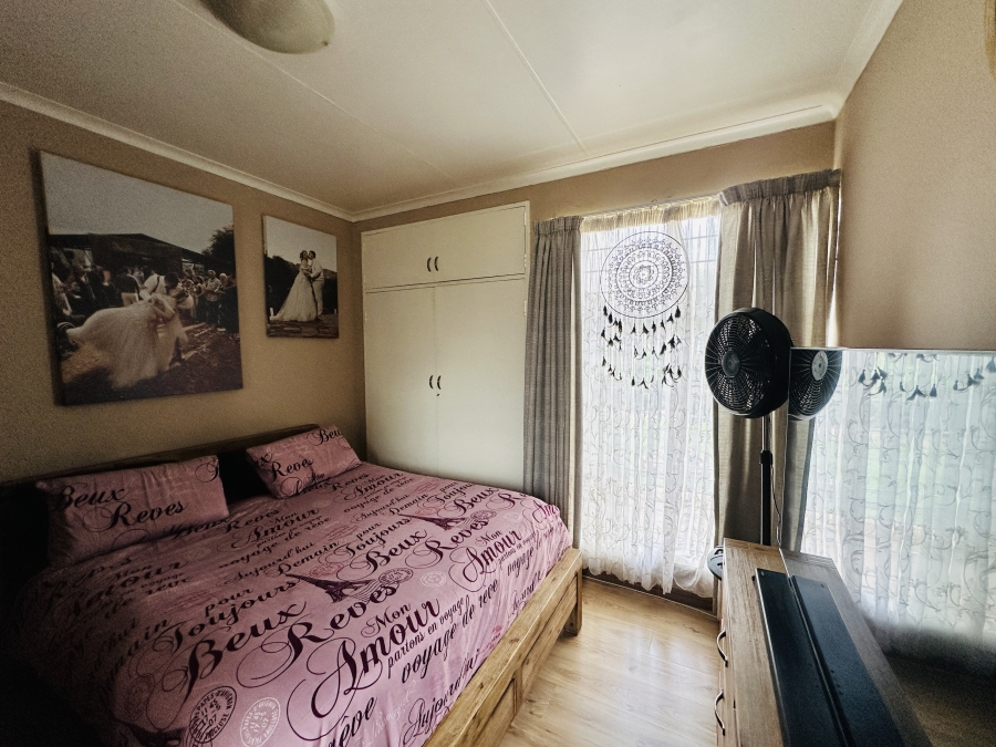 3 Bedroom Property for Sale in Hazeldene Gauteng