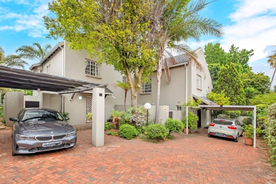 3 Bedroom Property for Sale in Atholl Gauteng