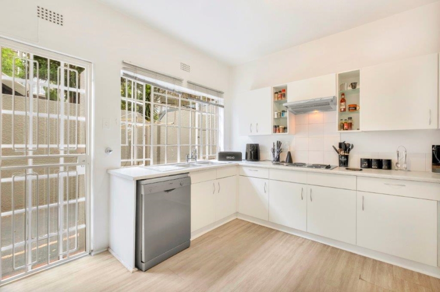 3 Bedroom Property for Sale in Atholl Gauteng