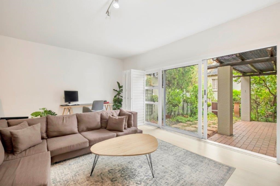 3 Bedroom Property for Sale in Atholl Gauteng