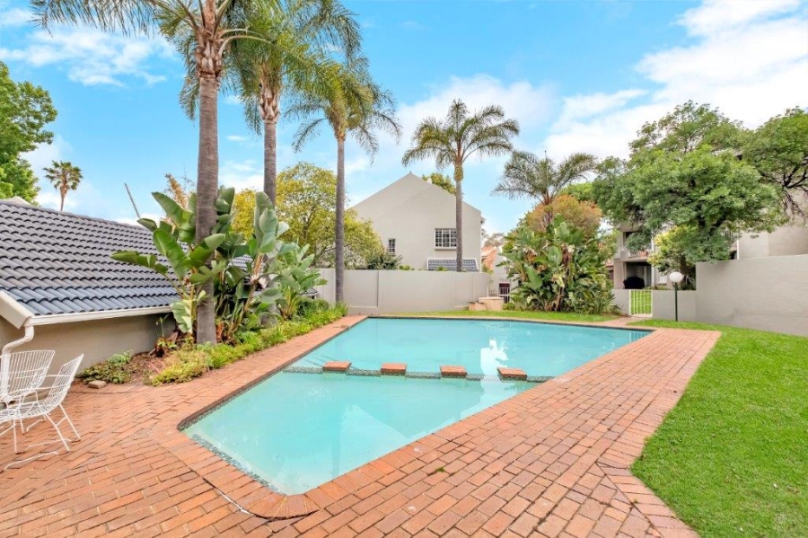 3 Bedroom Property for Sale in Atholl Gauteng