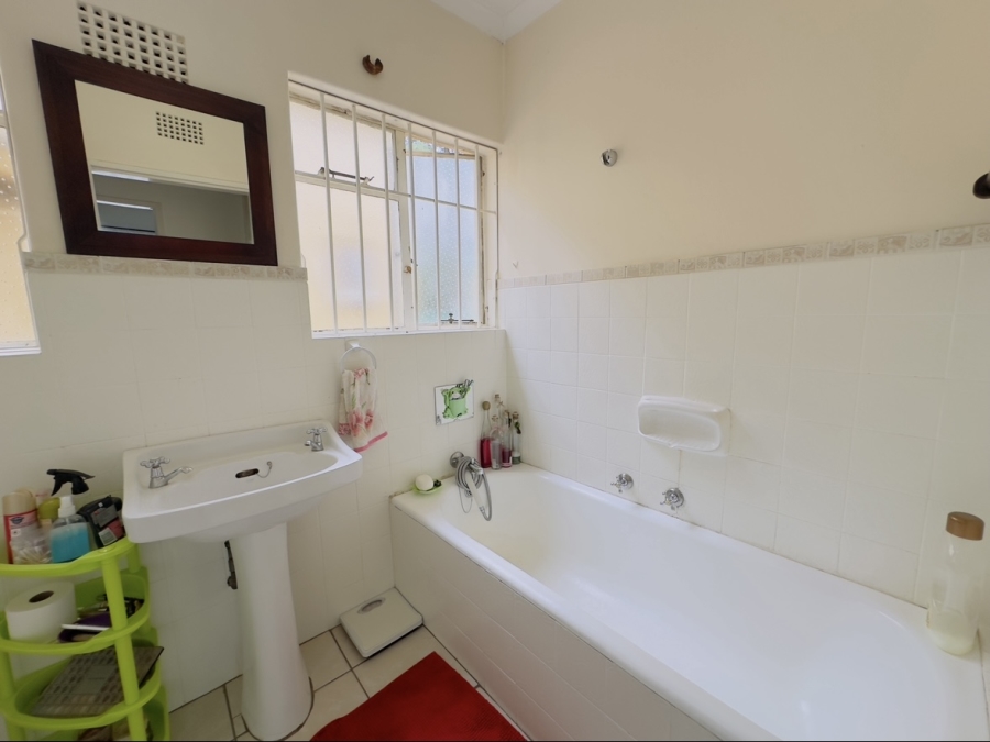 4 Bedroom Property for Sale in Meredale Gauteng