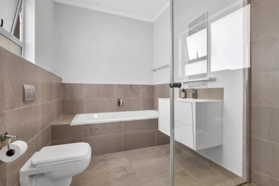 3 Bedroom Property for Sale in Strathavon Gauteng