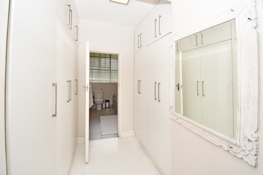 2 Bedroom Property for Sale in Illovo Gauteng