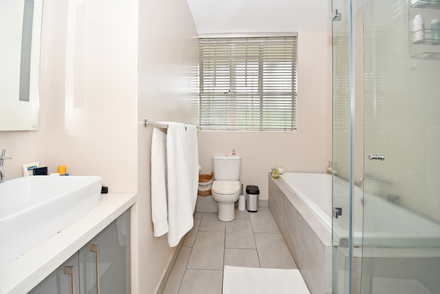 2 Bedroom Property for Sale in Illovo Gauteng