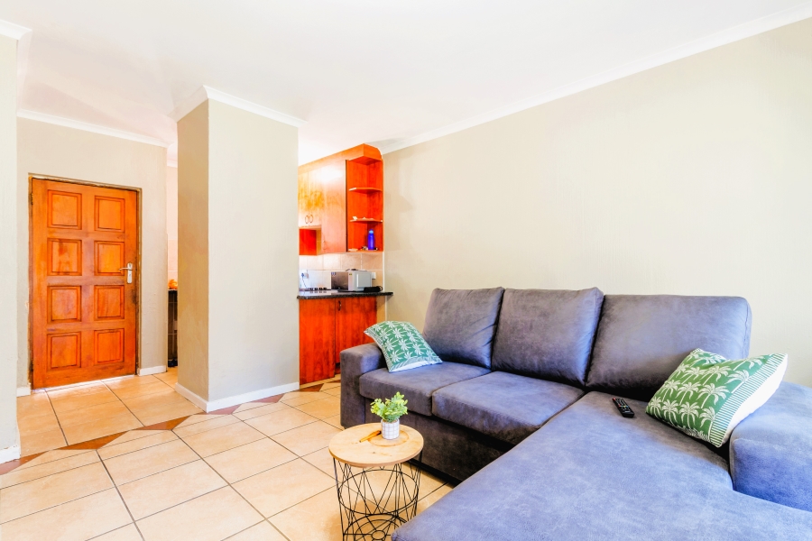 2 Bedroom Property for Sale in Wilgeheuwel Gauteng