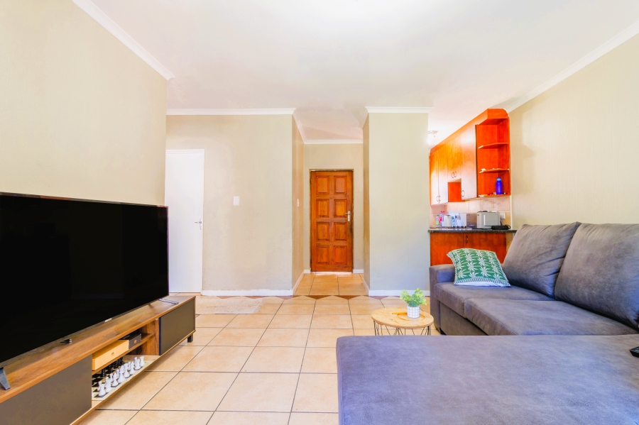 2 Bedroom Property for Sale in Wilgeheuwel Gauteng