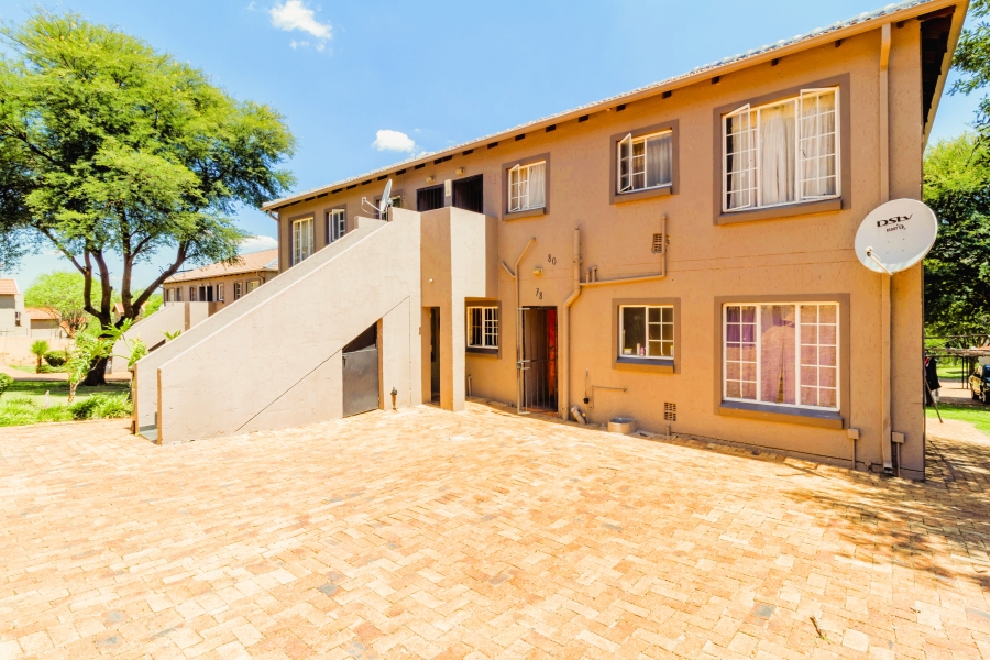 2 Bedroom Property for Sale in Wilgeheuwel Gauteng