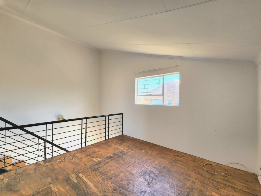 2 Bedroom Property for Sale in Wilgeheuwel Gauteng