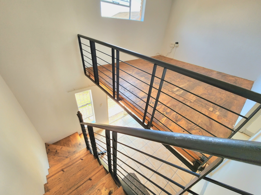 2 Bedroom Property for Sale in Wilgeheuwel Gauteng