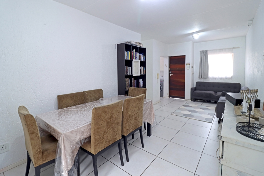 2 Bedroom Property for Sale in Glenhazel Gauteng