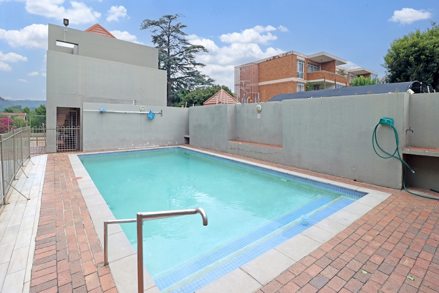 2 Bedroom Property for Sale in Glenhazel Gauteng