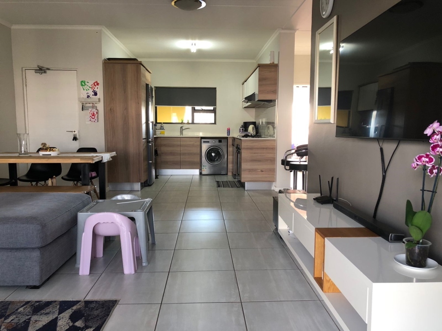 2 Bedroom Property for Sale in Waterfall Gauteng
