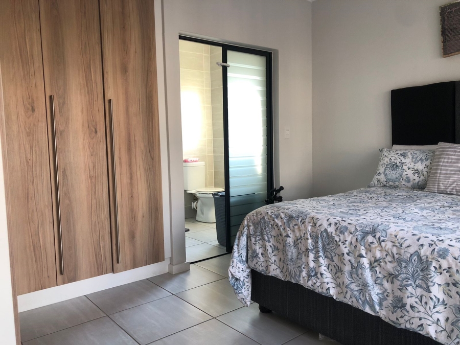 2 Bedroom Property for Sale in Waterfall Gauteng