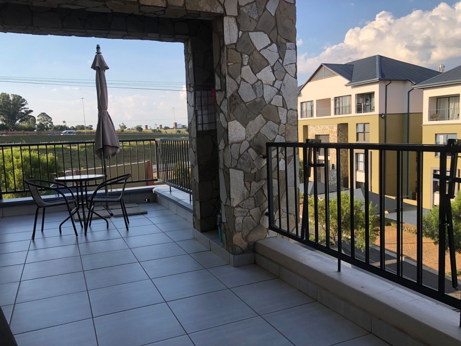 2 Bedroom Property for Sale in Waterfall Gauteng