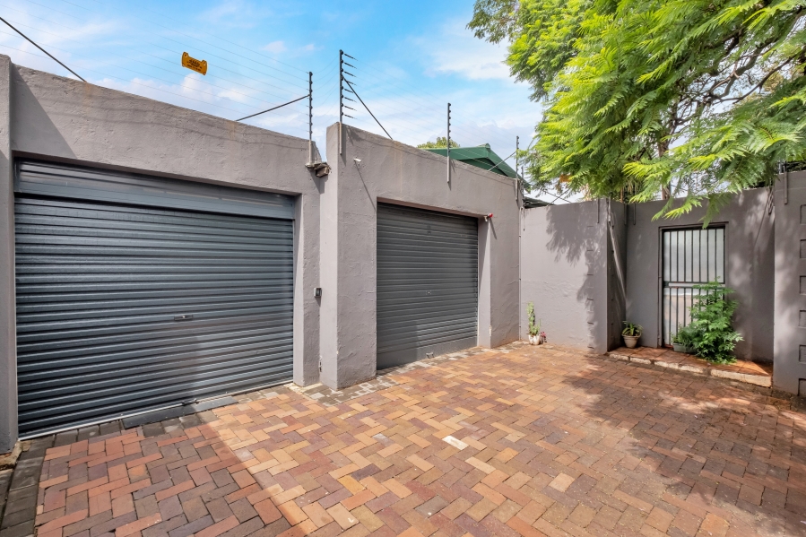 6 Bedroom Property for Sale in Melville Gauteng