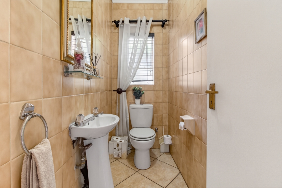 4 Bedroom Property for Sale in Bryanston Gauteng