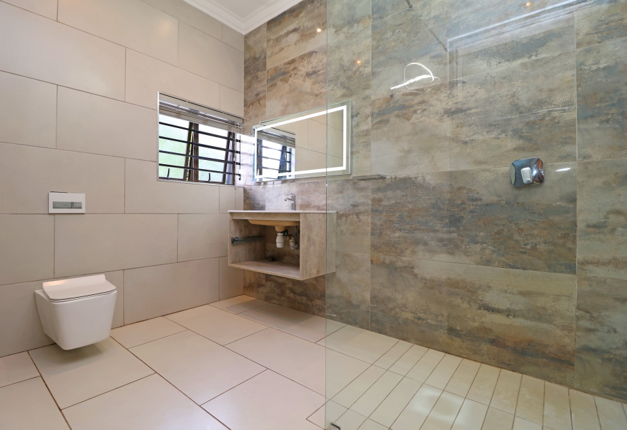 4 Bedroom Property for Sale in Cyrildene Gauteng