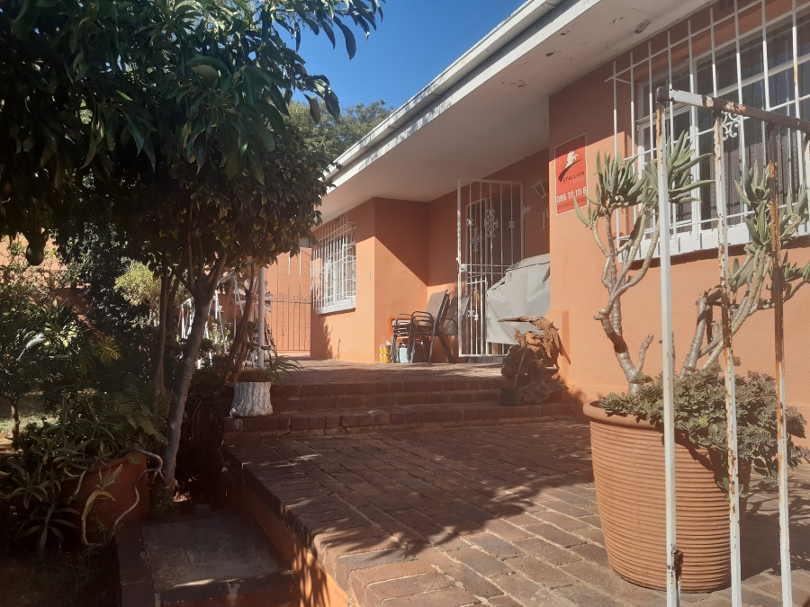To Let 3 Bedroom Property for Rent in Kensington Gauteng