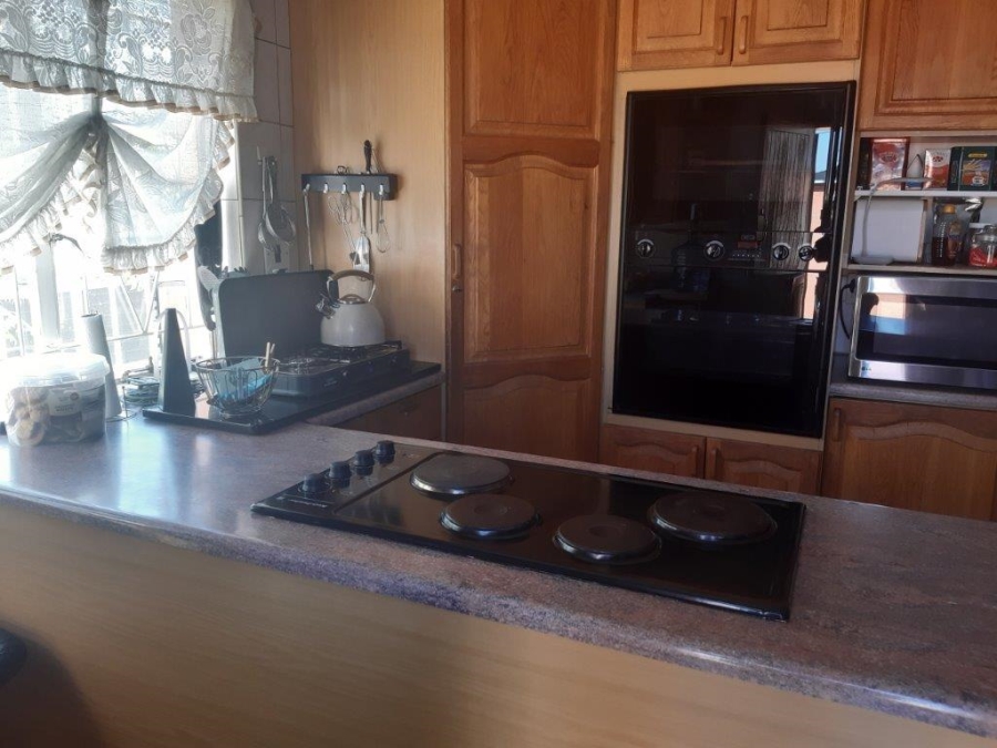 To Let 3 Bedroom Property for Rent in Kensington Gauteng