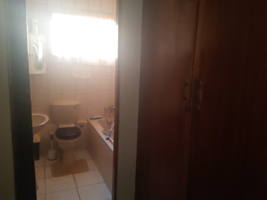 To Let 3 Bedroom Property for Rent in Kensington Gauteng