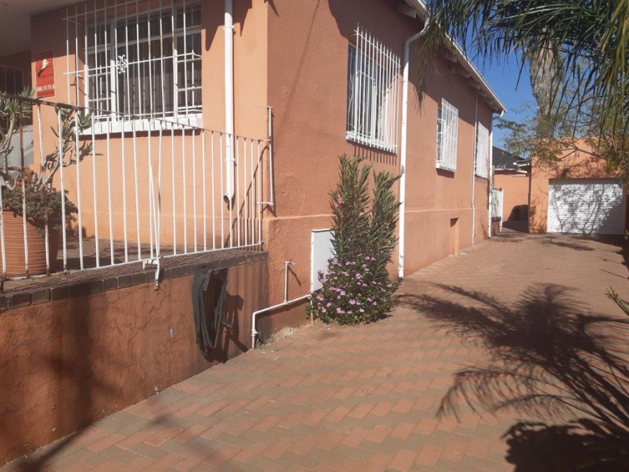 To Let 3 Bedroom Property for Rent in Kensington Gauteng