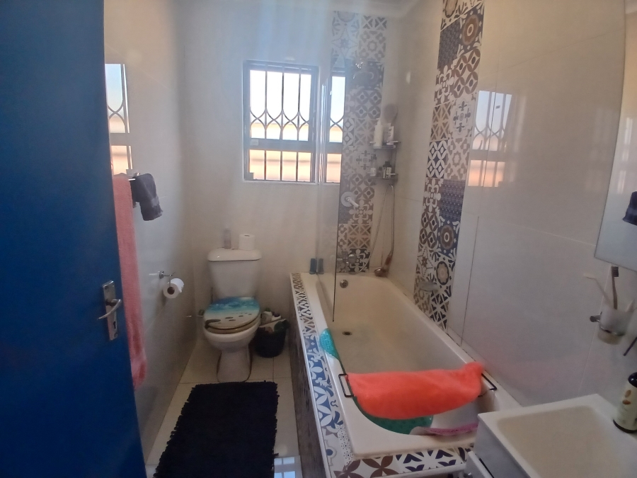 3 Bedroom Property for Sale in Leondale Gauteng