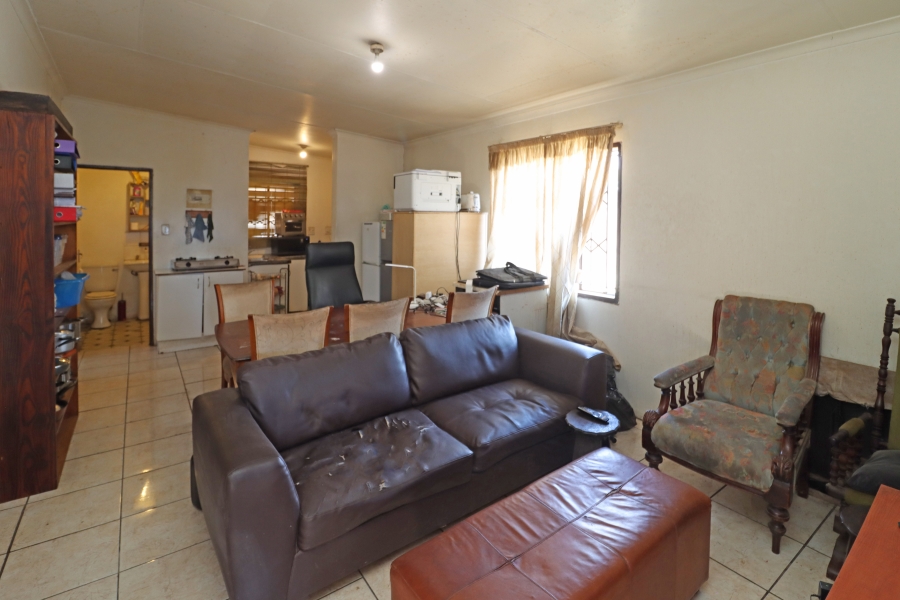 6 Bedroom Property for Sale in Cosmo City Gauteng