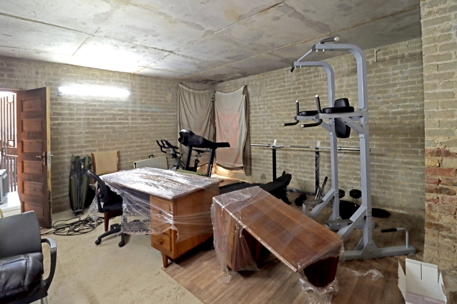 6 Bedroom Property for Sale in Cosmo City Gauteng