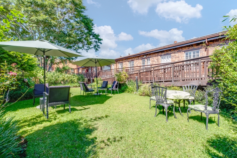 1 Bedroom Property for Sale in Bryanston Gauteng