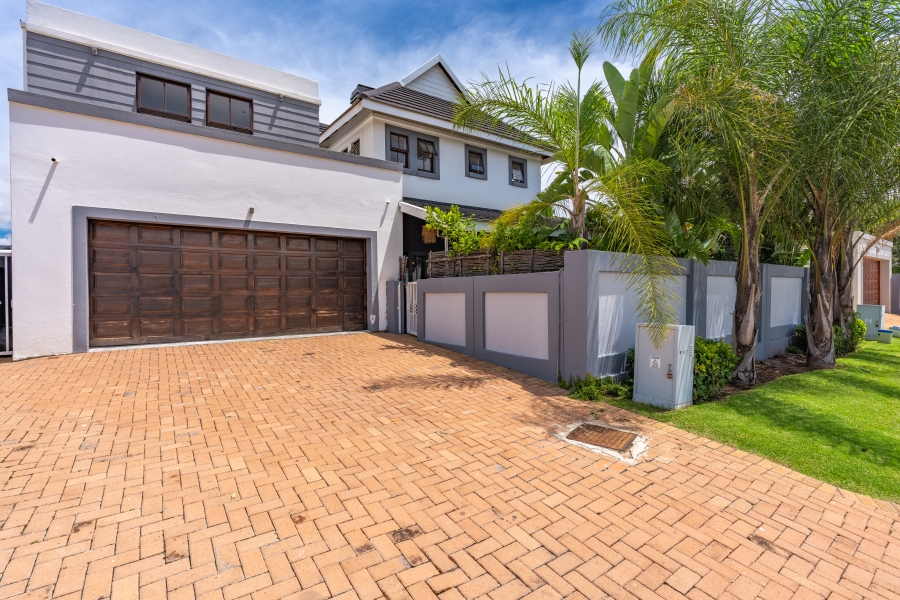 4 Bedroom Property for Sale in Broadacres Gauteng