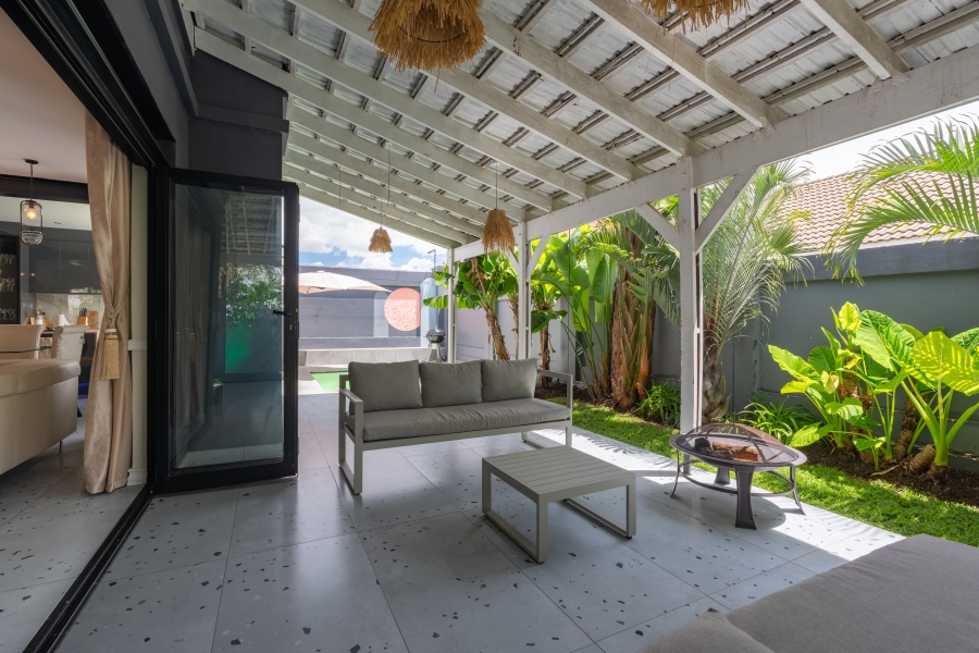 4 Bedroom Property for Sale in Broadacres Gauteng