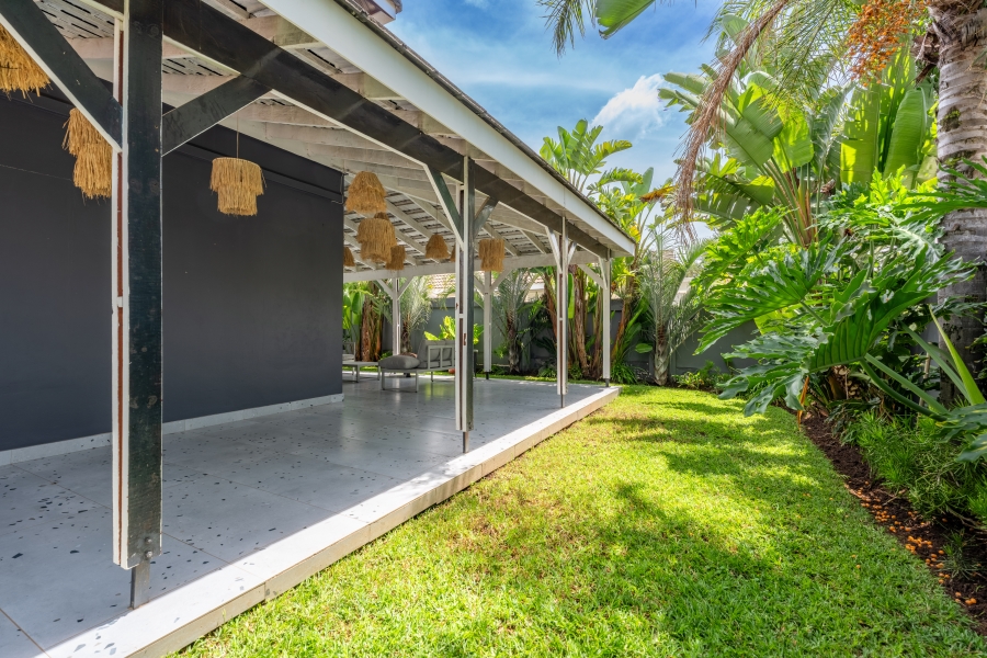 4 Bedroom Property for Sale in Broadacres Gauteng