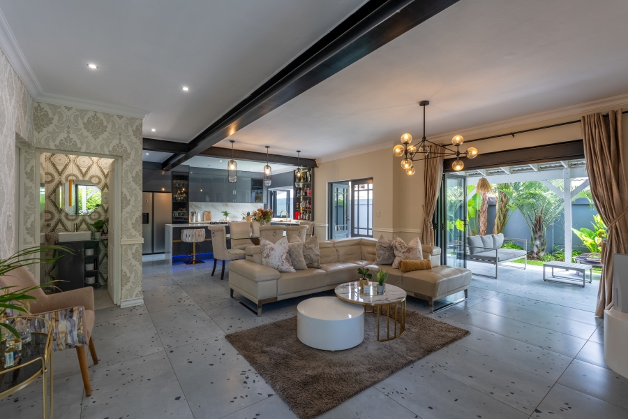 4 Bedroom Property for Sale in Broadacres Gauteng