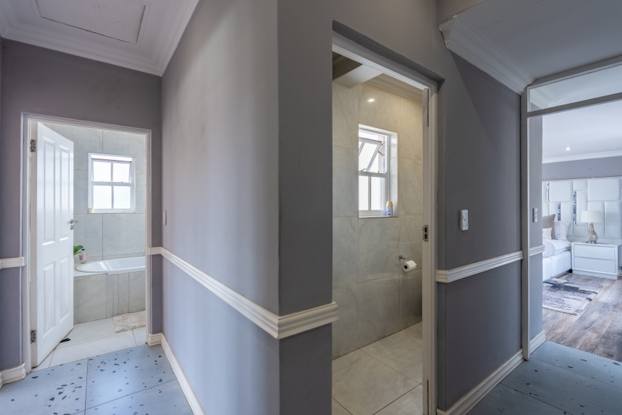 4 Bedroom Property for Sale in Broadacres Gauteng