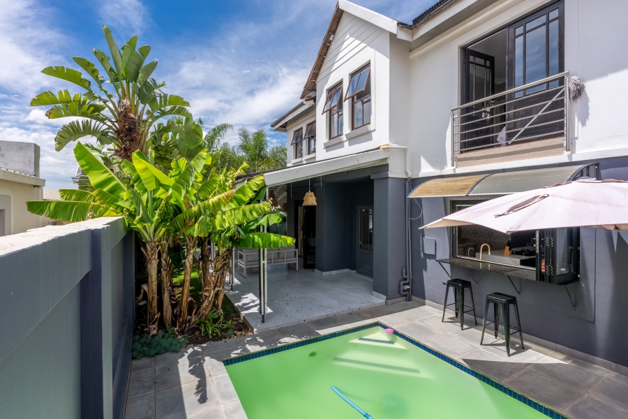 4 Bedroom Property for Sale in Broadacres Gauteng