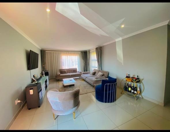 3 Bedroom Property for Sale in Sonneveld Gauteng
