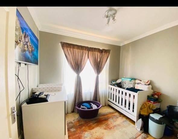 3 Bedroom Property for Sale in Sonneveld Gauteng