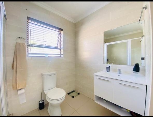 3 Bedroom Property for Sale in Sonneveld Gauteng