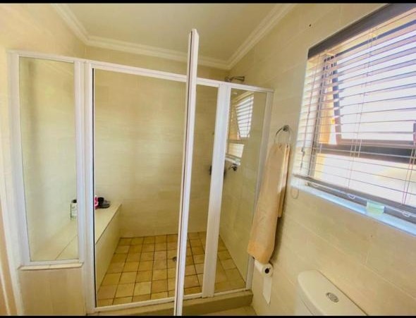 3 Bedroom Property for Sale in Sonneveld Gauteng