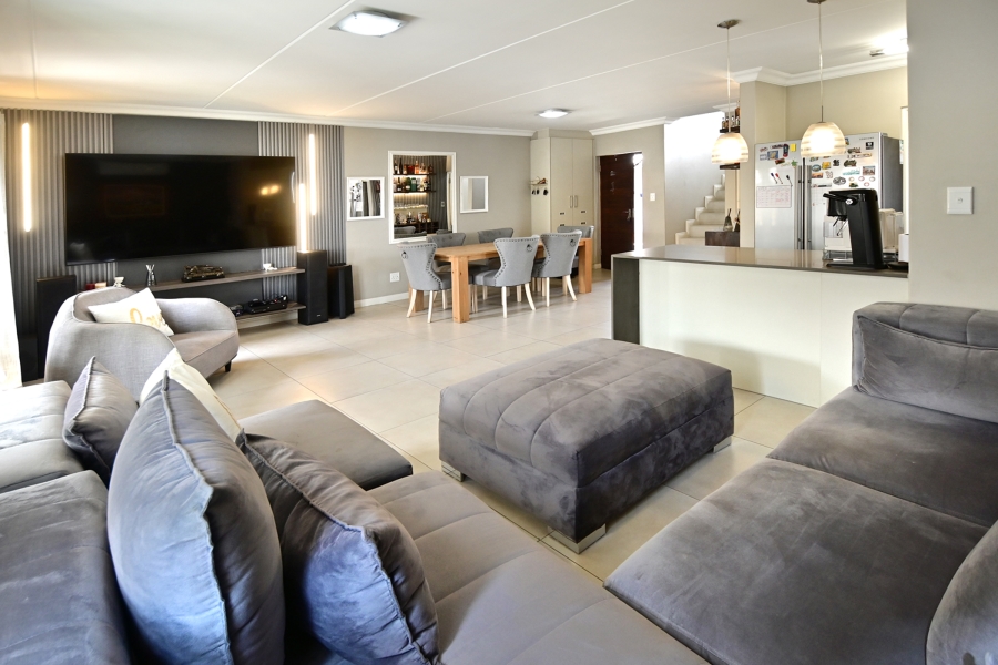 3 Bedroom Property for Sale in Kyalami Hills Gauteng