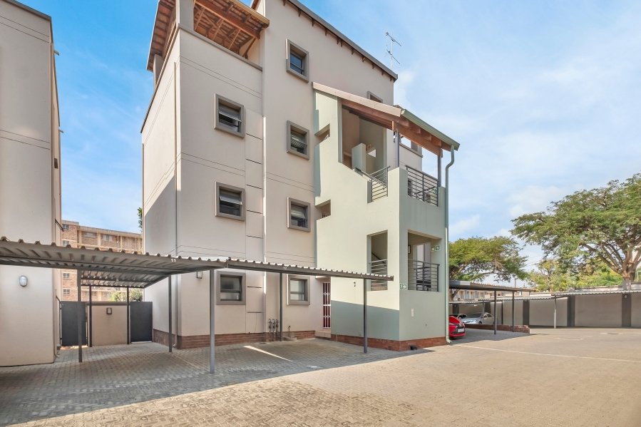 1 Bedroom Property for Sale in Ferndale Gauteng