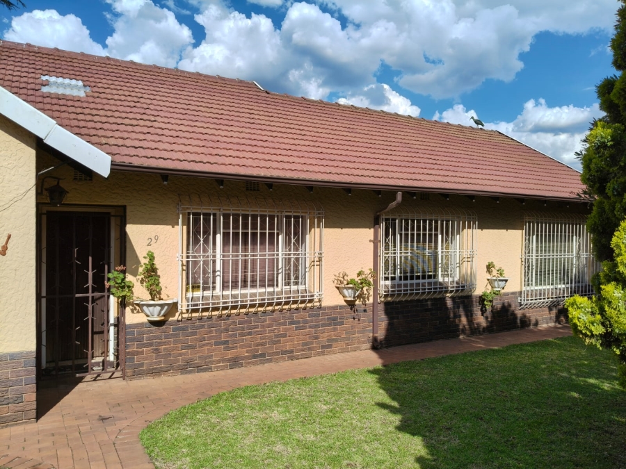 3 Bedroom Property for Sale in Edendale Gauteng