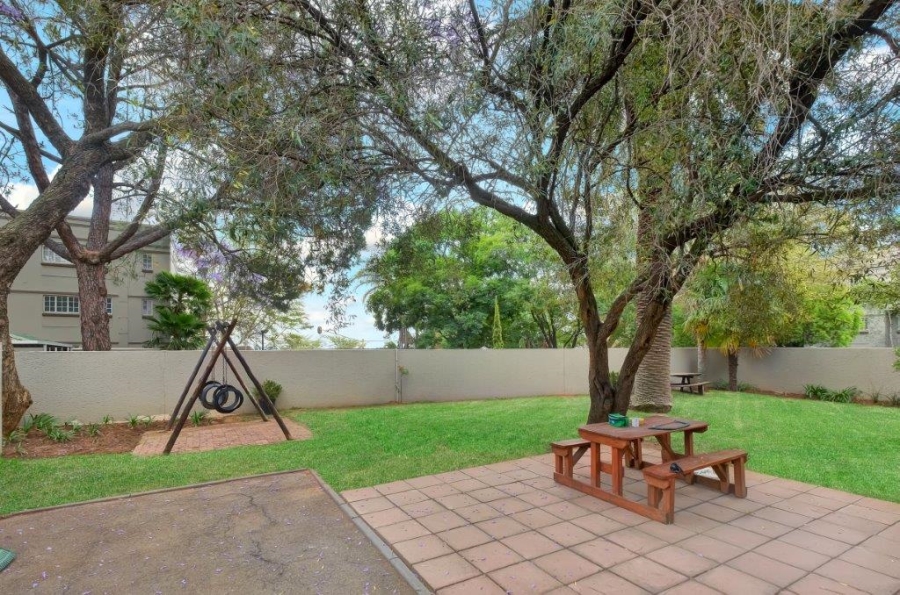 To Let 2 Bedroom Property for Rent in Morningside Gauteng