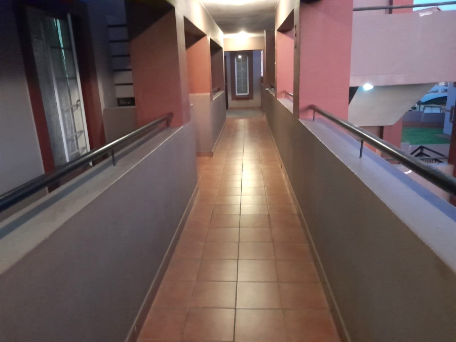 To Let 2 Bedroom Property for Rent in Castleview Gauteng