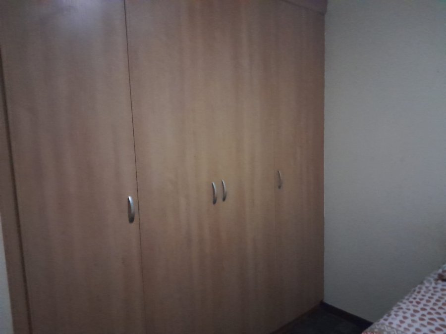 To Let 2 Bedroom Property for Rent in Castleview Gauteng