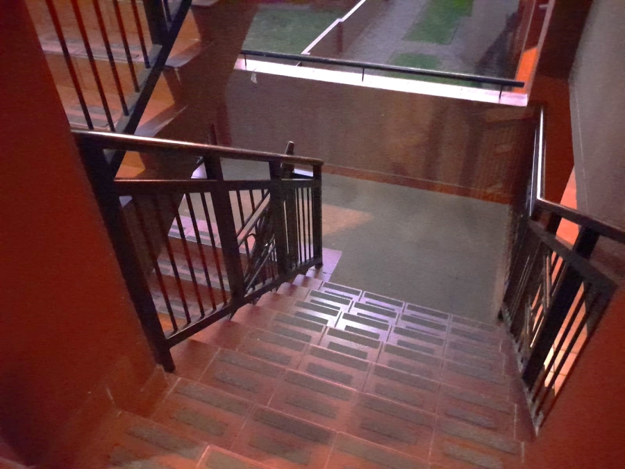 To Let 2 Bedroom Property for Rent in Castleview Gauteng