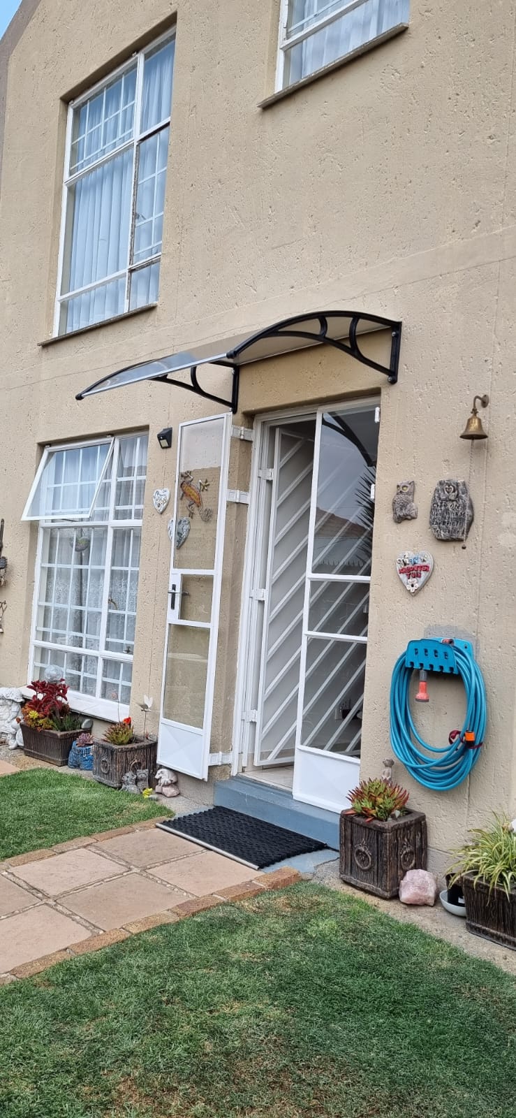 2 Bedroom Property for Sale in Ravenswood Gauteng