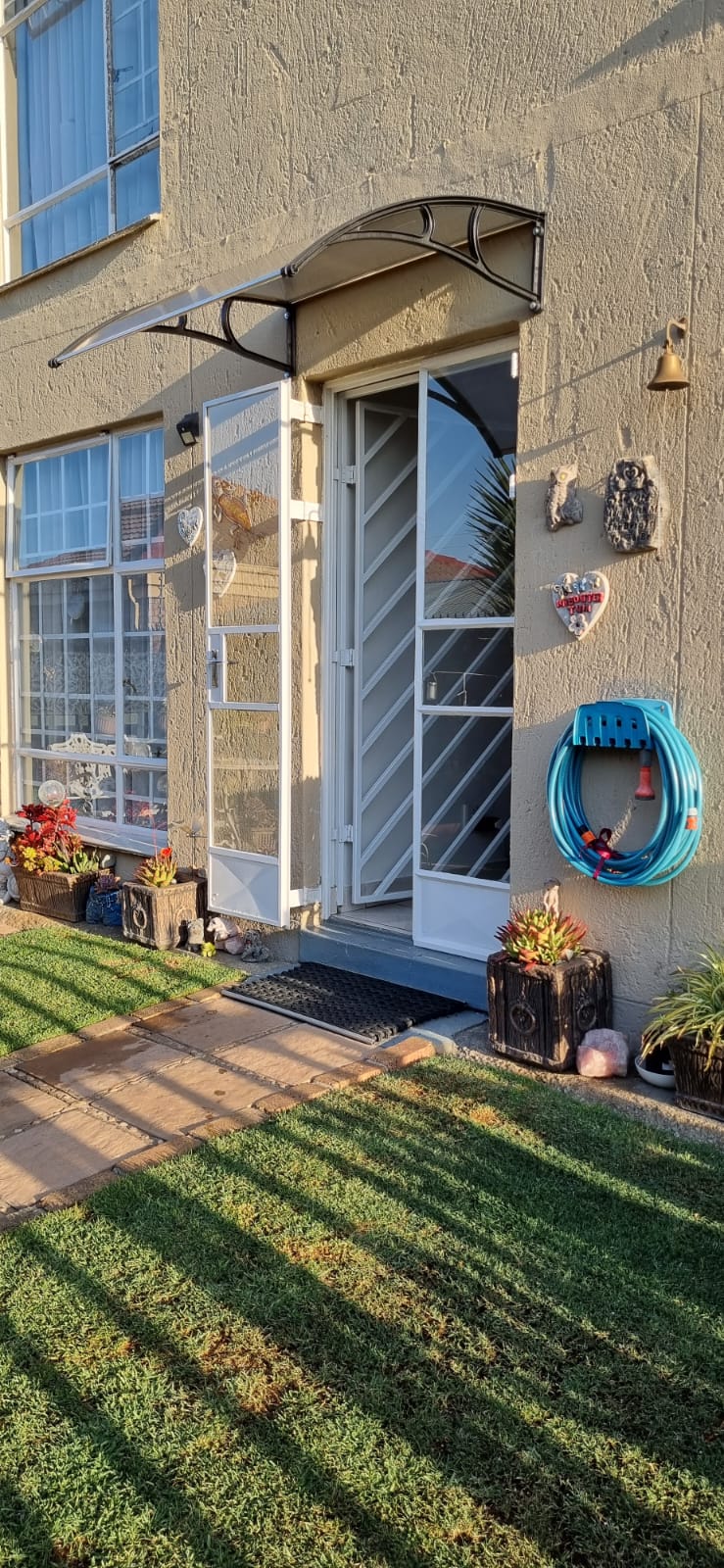 2 Bedroom Property for Sale in Ravenswood Gauteng