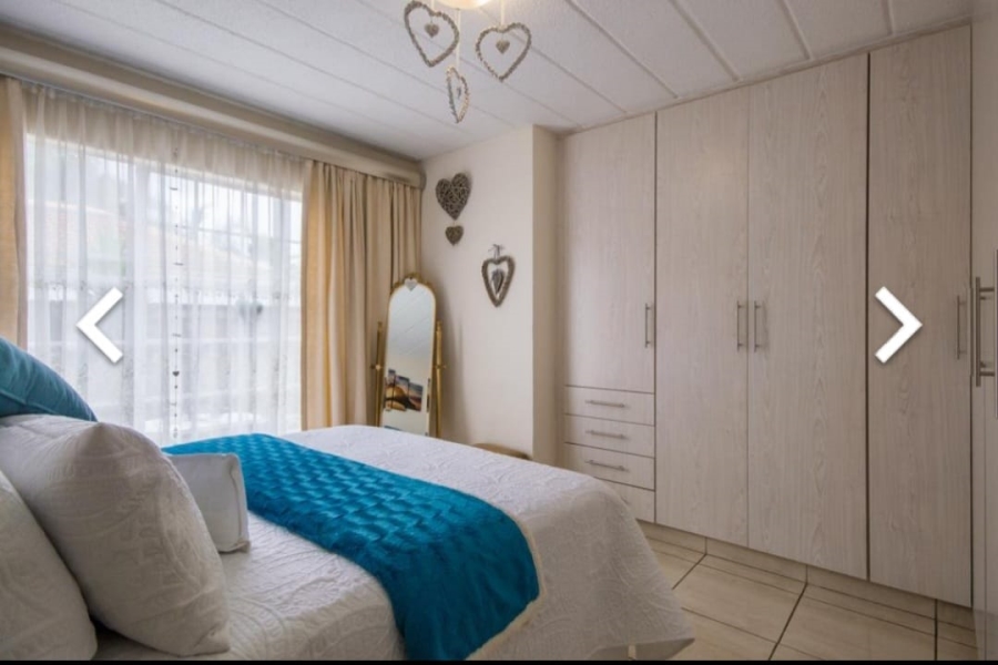 2 Bedroom Property for Sale in Ravenswood Gauteng